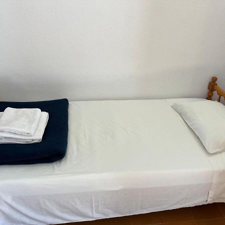 אורנוס Madoupa Beach Apartments מראה חיצוני תמונה