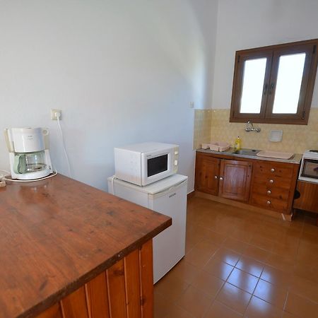 אורנוס Madoupa Beach Apartments מראה חיצוני תמונה
