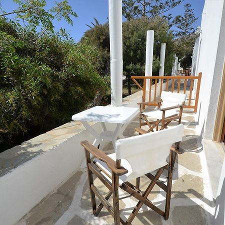 אורנוס Madoupa Beach Apartments מראה חיצוני תמונה